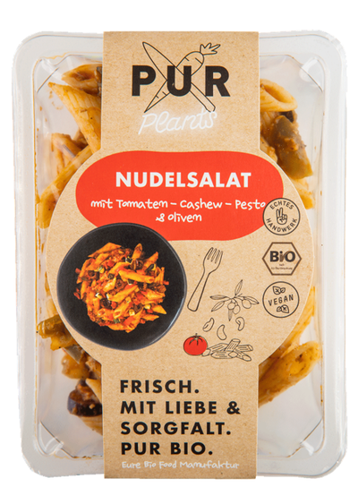 Produktfoto zu Nudel Salat mit Tomaten Cashew Pesto und Oliven 200g