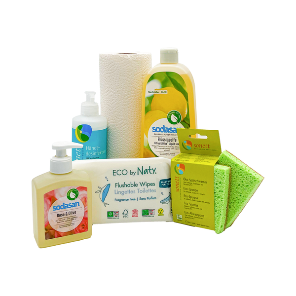 KI generiert: Reinigungs- und Hygieneprodukte, einschließlich Flüssigseife, Desinfektionsmittel und Schwämme.