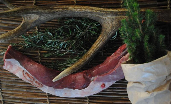 Produktfoto zu Damwildrücken ohne Knochen ca 1kg