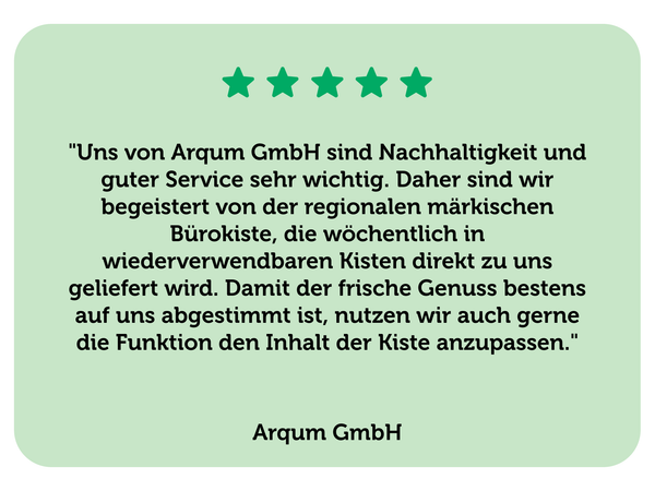 KI generiert: Kundenbewertung von Arqum GmbH zu nachhaltiger Lieferung mit anpassbarem Inhalt in wiederverwendbaren Kisten.
