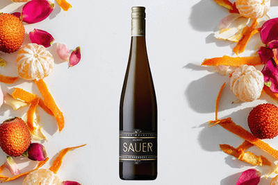 Produktfoto zu Gewürztraminer Nußdorfer Herrenberg feinherb, Weingut Sauer, 0,75l