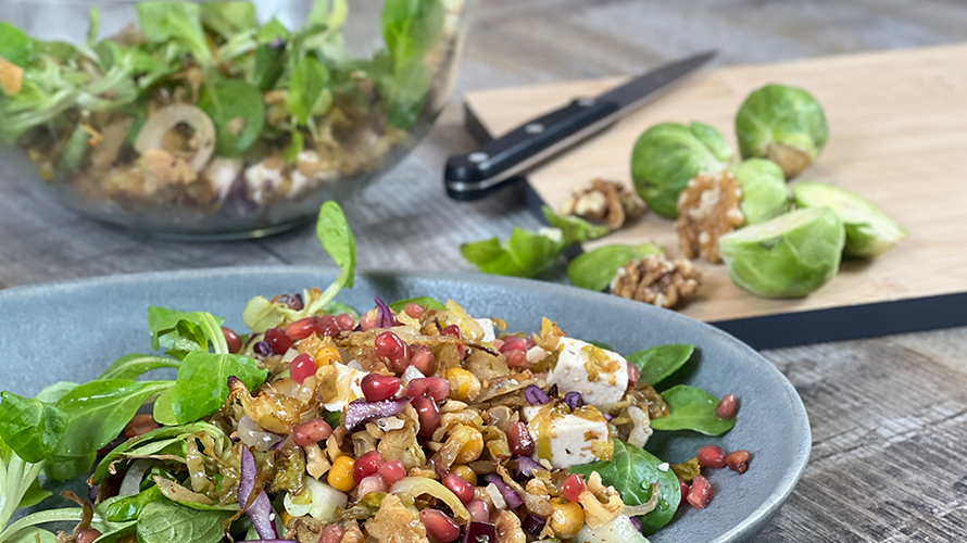 Rezeptbild für Herbstlicher Rosenkohlsalat