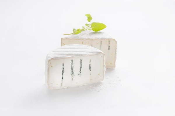 Produktfoto zu Wolpertinger, Edelschimmelkäse aus Schaf- und Ziegenmilch